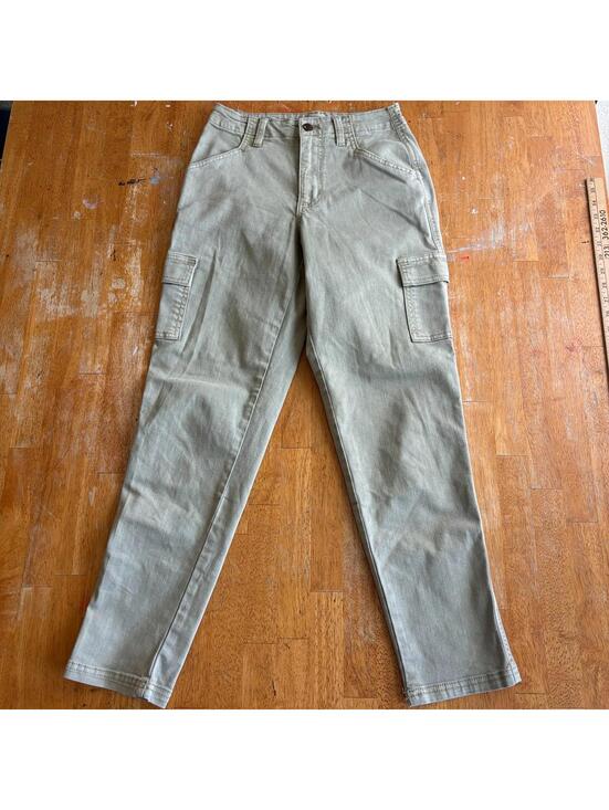 Universal Thread Pants - Cargo Utility Pants Boyfriend Fit Universal Thread Tag 0/25 Fits Like 25X30 Tan